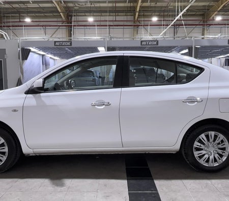 Blanc Nissan Sunny SV 2024