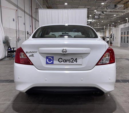 Blanc Nissan Sunny SV 2024 Blanc Nissan Sunny SV 2024