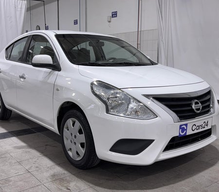 Weiß Nissan Sunny SV 2024 Weiß Nissan Sunny SV 2024
