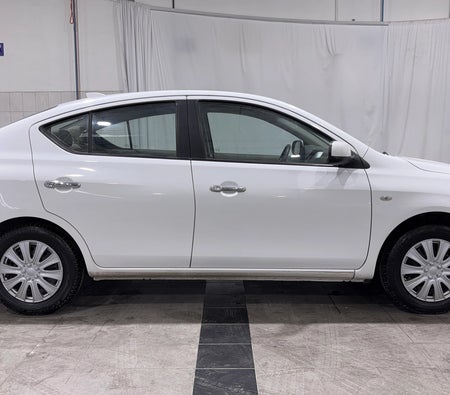 Blanco Nissan Sunny SV 2024 Blanco Nissan Sunny SV 2024