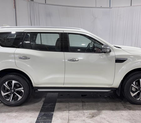 White Nissan Xterra Platinum 2023