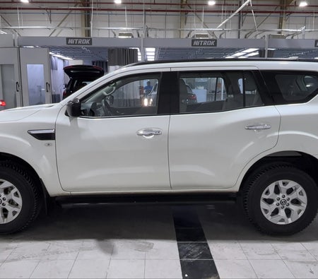 White Nissan Xterra SE 2024