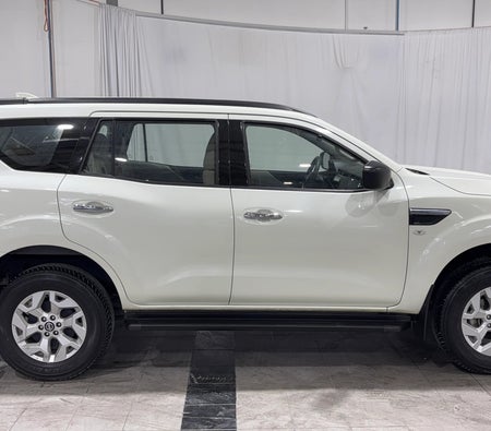 White Nissan Xterra SE 2024