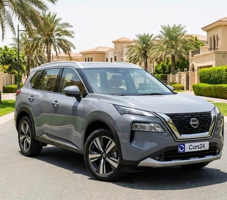 Gray Nissan XTrail SL 2024 Gray Nissan XTrail SL 2024