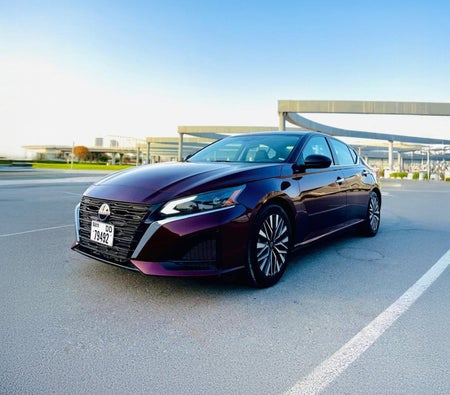 kira Nissan Altima 2024 içinde Dubai