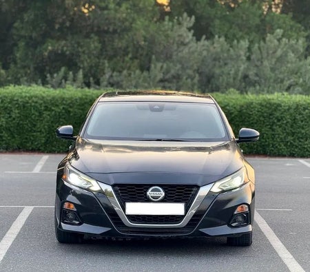 Nissan Altima SL 2019, photo 2 of 4