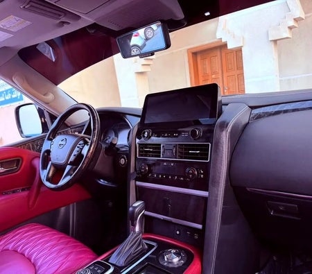 أسود نيسان Armada SL 2020