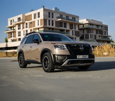 Nissan Pathfinder 2024