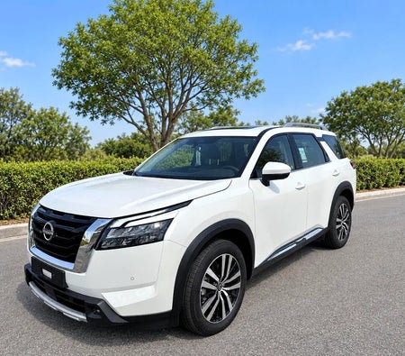 Nissan Pathfinder SL 2025, photo 3 of 4