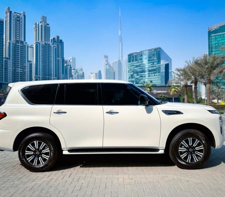 White Nissan Patrol 2023 White Nissan Patrol 2023