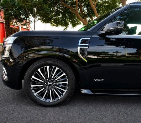 Nissan Patrol LE Platinum 2026, photo 3 of 4