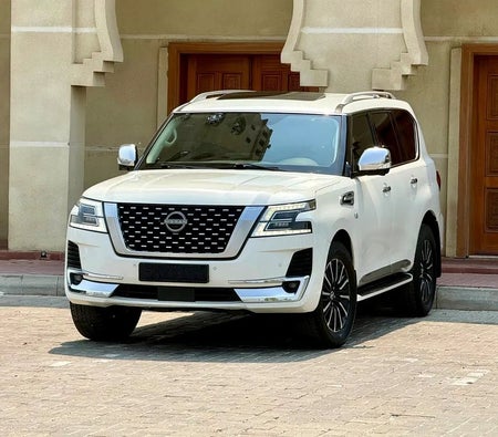 أبيض نيسان باترول إل إي بلاتينوم 2022 أبيض نيسان باترول إل إي بلاتينوم 2022