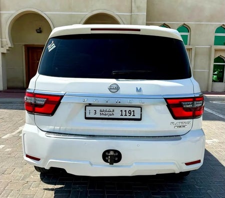 Blanco Nissan Patrol LE Platinum 2011