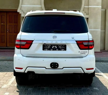 Blanco Nissan Patrol LE Platinum 2021