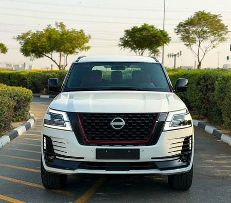 Nissan Patrol LE T1 2024, photo 2 of 4