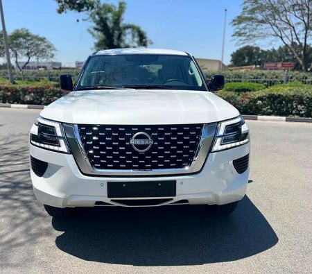 Nissan Patrol LE T2 2024, photo 3 of 4