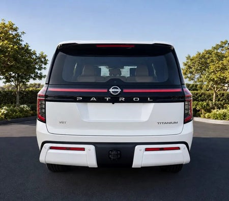 Nissan Patrol LE Titanium 2026, photo 4 of 4
