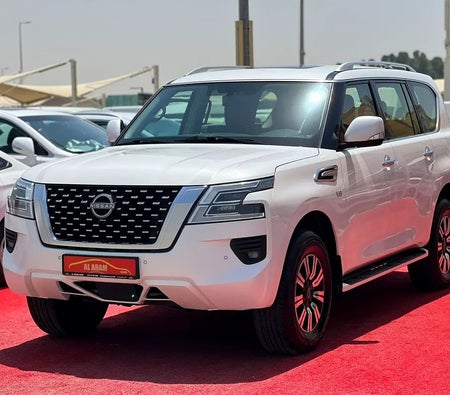Nissan Patrol LE 2024, photo 3 of 4