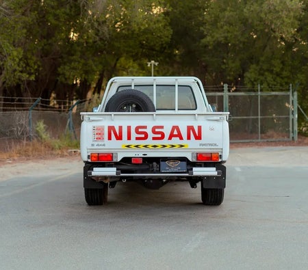 أبيض نيسان Patrol Pickup 2022 أبيض نيسان Patrol Pickup 2022