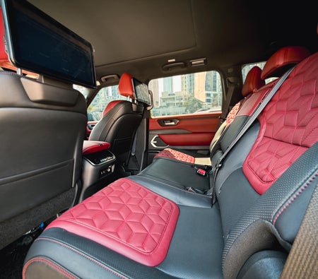 Nissan Patrol Platinum 2025