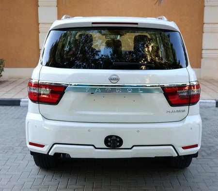 Nissan Patrol SE Platinum 2024, photo 3 of 4