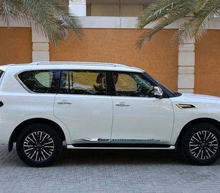 Nissan Patrol SE Platinum 2024, photo 4 of 4