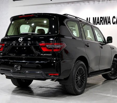 Nissan Patrol SE Platinum 2024, photo 4 of 4