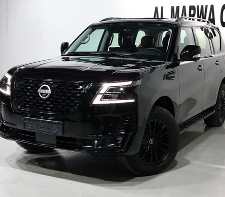 Nissan Patrol SE Platinum 2024, photo 2 of 4
