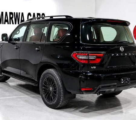 Nissan Patrol SE Platinum 2024, photo 3 of 4