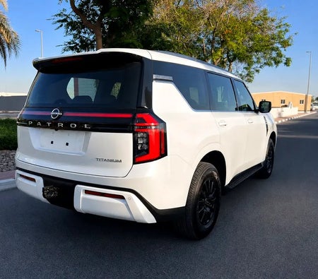 Nissan Patrol SE Titanium 2026, photo 4 of 4