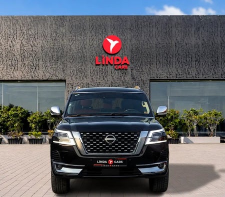 Nissan Patrol SE Titanium 2023, photo 2 of 4