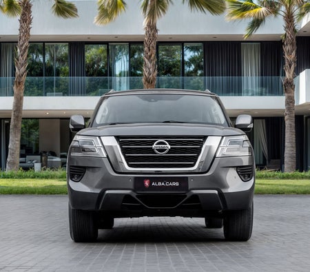 Silber Nissan Patrol SE Titanium 2020 Silber Nissan Patrol SE Titanium 2020