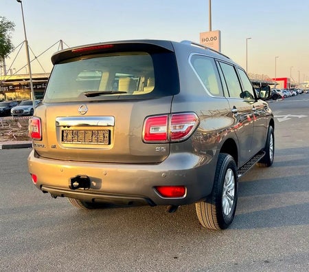 Grigio Nissan Patrol SE 2017 Grigio Nissan Patrol SE 2017