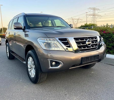 Grigio Nissan Patrol SE 2017 Grigio Nissan Patrol SE 2017