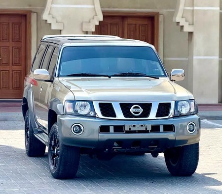 Gold Nissan Patrol Super Safari 2019