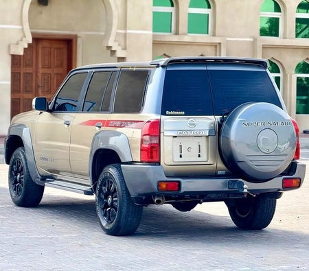 Gold Nissan Patrol Super Safari 2019 Gold Nissan Patrol Super Safari 2019