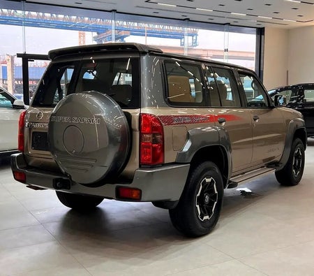 Gold Nissan Patrol Super Safari 2022