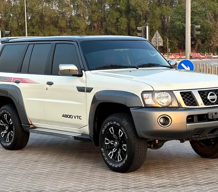 Beyaz Nissan Patrol Super Safari 2024