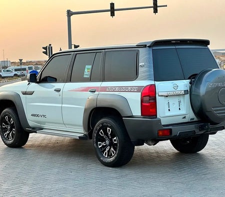 Beyaz Nissan Patrol Super Safari 2024