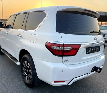 Blanc Nissan Patrol XE 2023