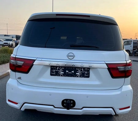 Blanc Nissan Patrol XE 2023 Blanc Nissan Patrol XE 2023