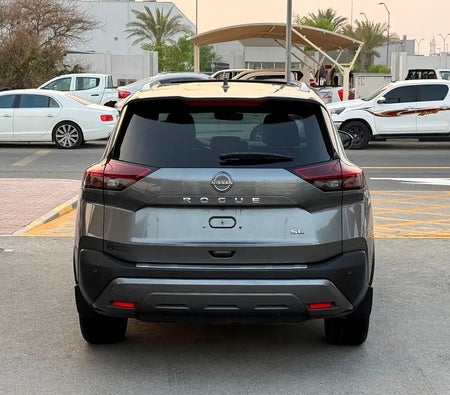 Gri Nissan Rogue SL 2023