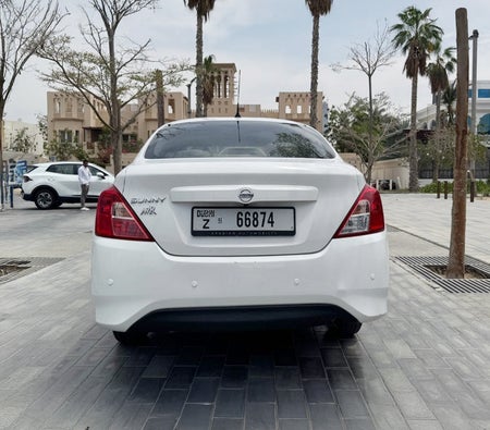 Nissan Sunny 2023
