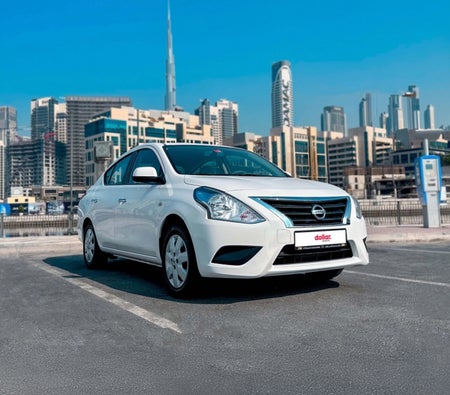 White Nissan Sunny 2024 White Nissan Sunny 2024