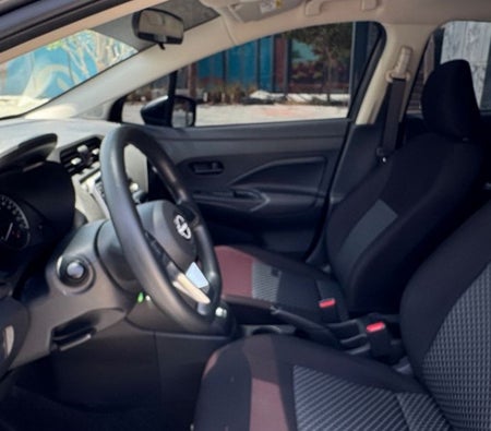 Nissan Sunny 2024