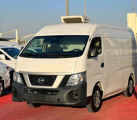 Nissan Urvan NV350 2020, photo 3 of 4