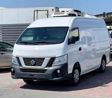 Nissan Urvan 2022, photo 3 of 4