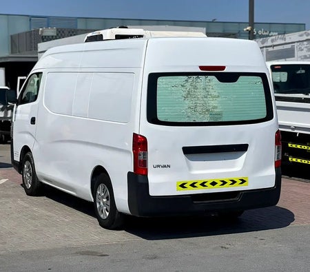 Nissan Urvan 2022, photo 4 of 4