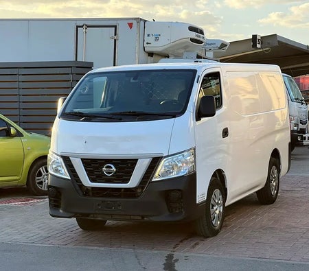 Nissan Urvan 2022, photo 3 of 4