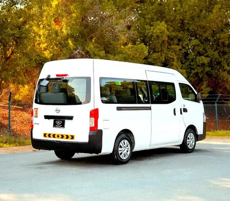 Nissan Urvan  2024, photo 3 of 4
